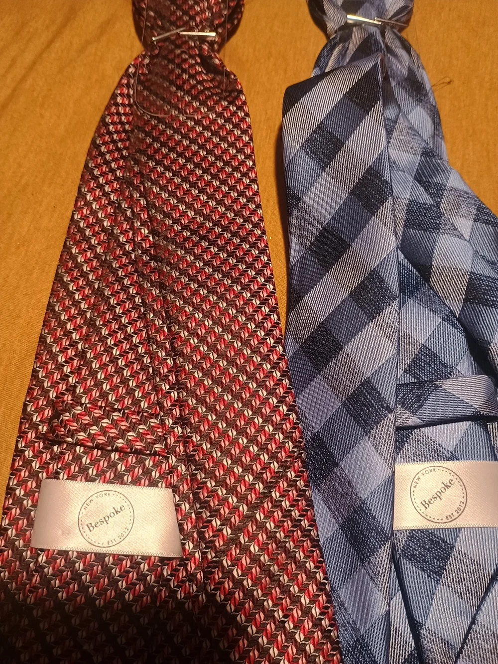 Bespoke Men's Tie in Red Pattern